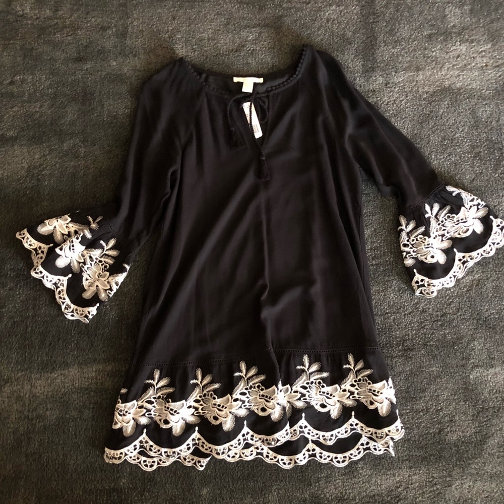 NWT Forever 21 Tunic Black and White - Picture 1 of 3